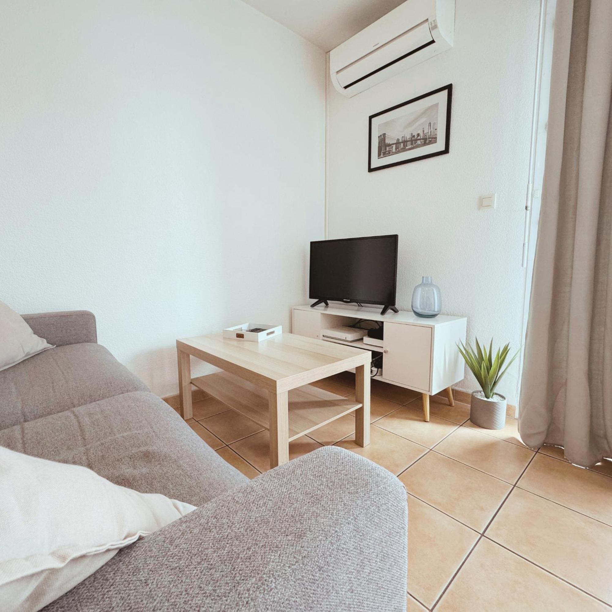 Appartement Residence Prive Avec Parking Wifi Clim Piscine Avignon Exterior foto